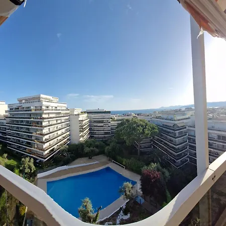 Incroyable Vue Sur Des Iles Antibes